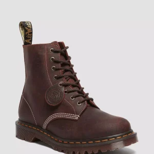 1460 Made in England Wax Commander Lace Up Boots